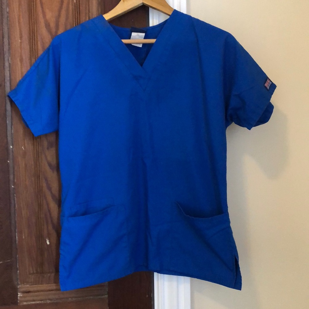 Cherokee women’s scrubs